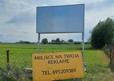 Do wynajęcia powierzchnia reklamowa 309×166cm.