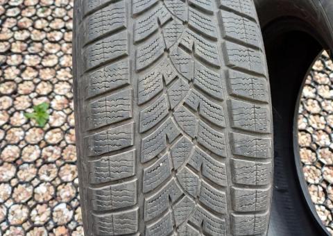 Opony ZIMOWE Good Year Ultra Grip Performance 215/60 R17 96H  M + S - 2